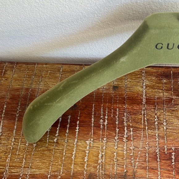 Gucci Hanger - Picture 3 of 8